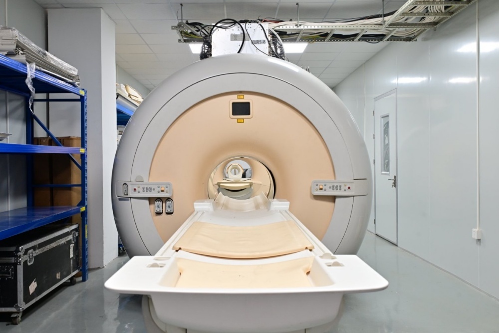 MRI-PHILIPS