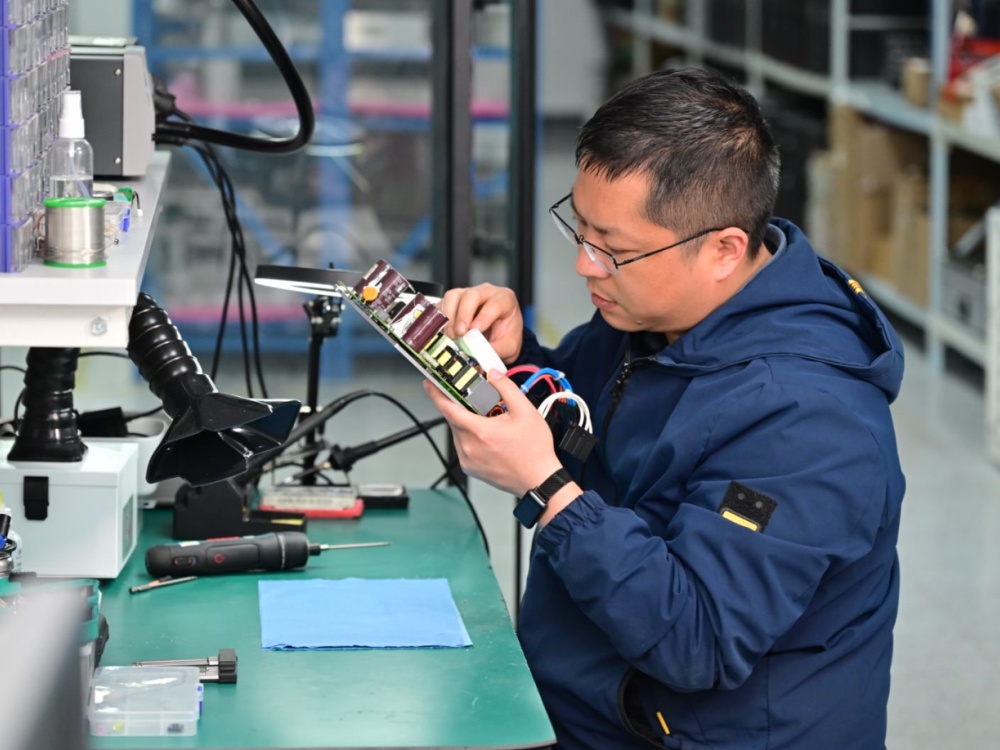 Professional hardware testing platform, laying a solid foundation for testing
